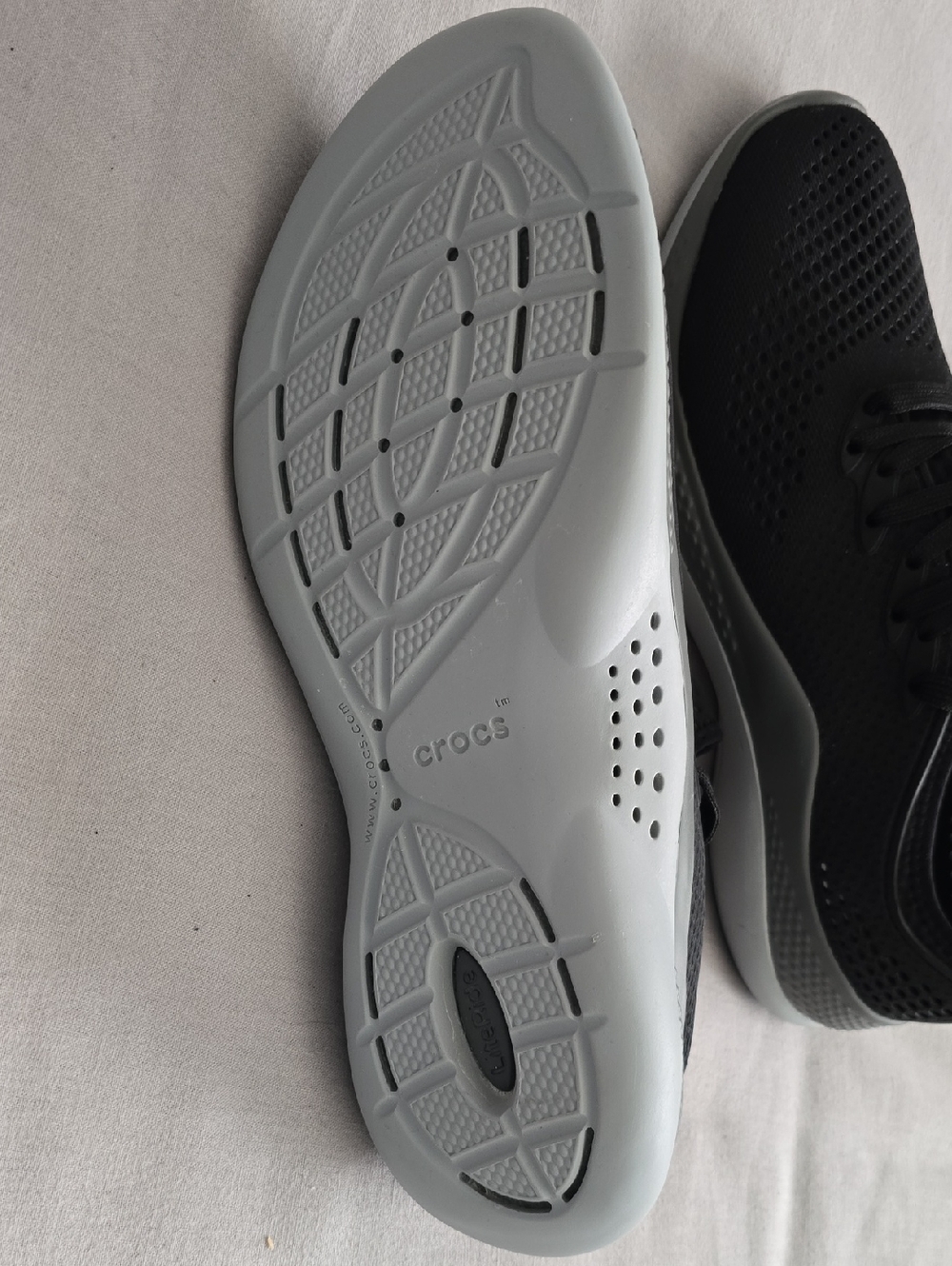 CROCS LiteRide 360 Pacer Lace Sneaker - Black with Gray Trim - Picture 4 of 4